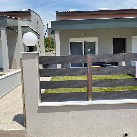 Lili Houses In Nikiti 350M From The Beach Esterno foto