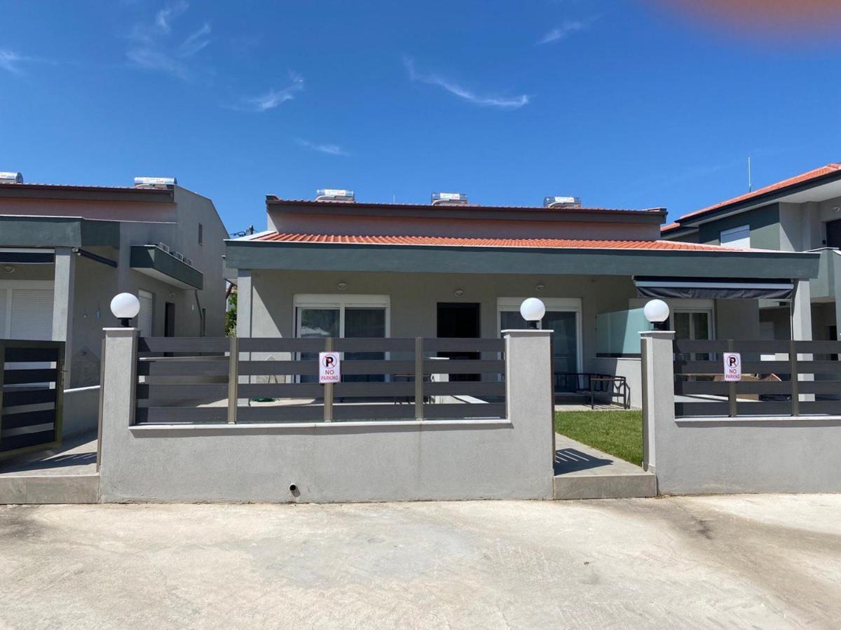 Lili Houses In Nikiti 350M From The Beach Esterno foto