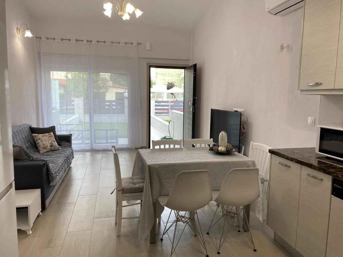 Lili Houses In Nikiti 350M From The Beach Esterno foto